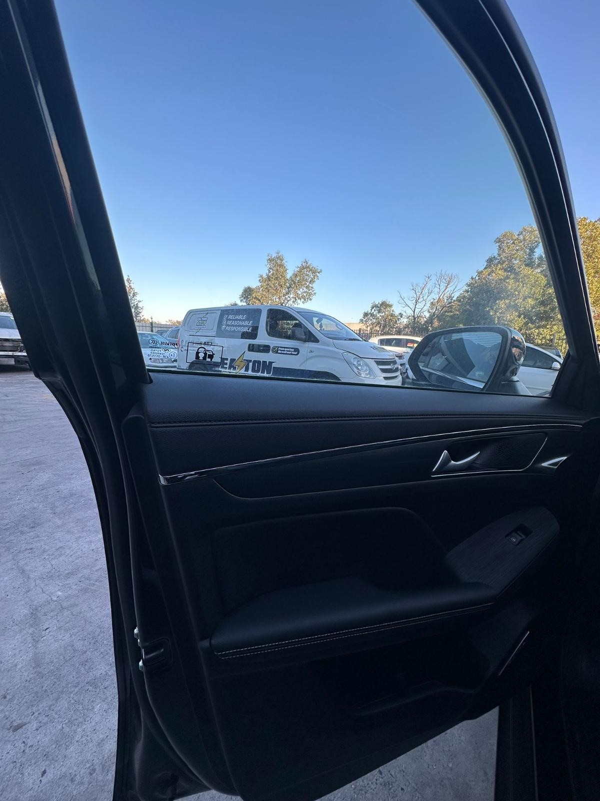 HAVAL JOLION A01 02/2021-03/2024 LEFT FRONT DOOR TRIM