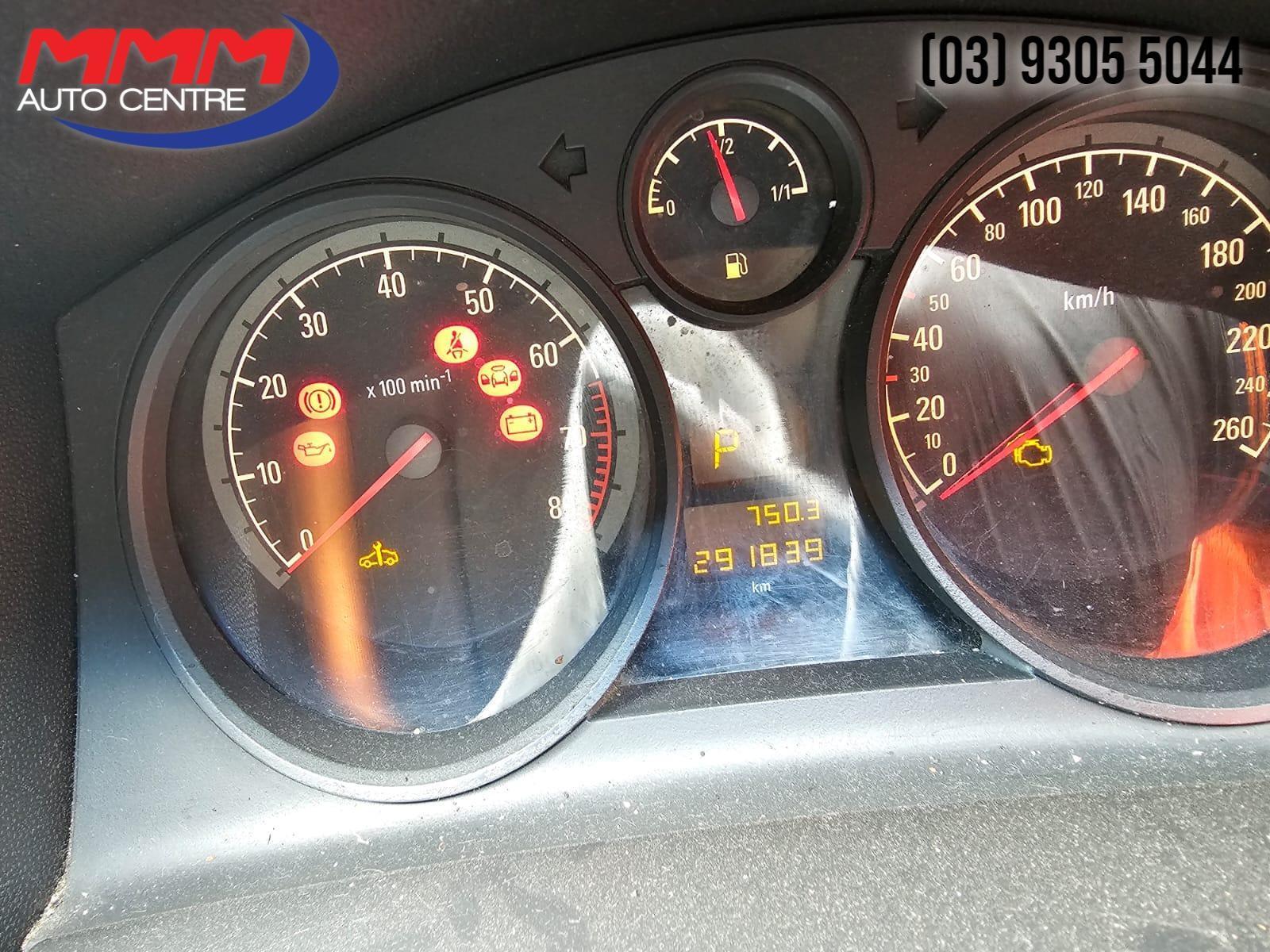 HOLDEN ASTRA 10/2004-11/2009 HATCHBACK RIGHT FRONT DOOR, AH - Image 6