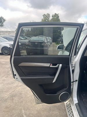 HOLDEN CAPTIVA 7 CG 01/2011-06/2018 LEFT REAR INNER DOOR HANDLE 4TH VIN C