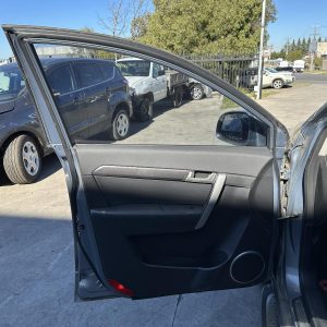 HOLDEN CAPTIVA CG 09/2006-06/2018 LEFT FRONT POWER WINDOW SWITCH P/N 96628545