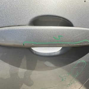 HOLDEN COMMODORE VE 08/2006-05/2013 LEFT FRONT OUTER DOOR HANDLE