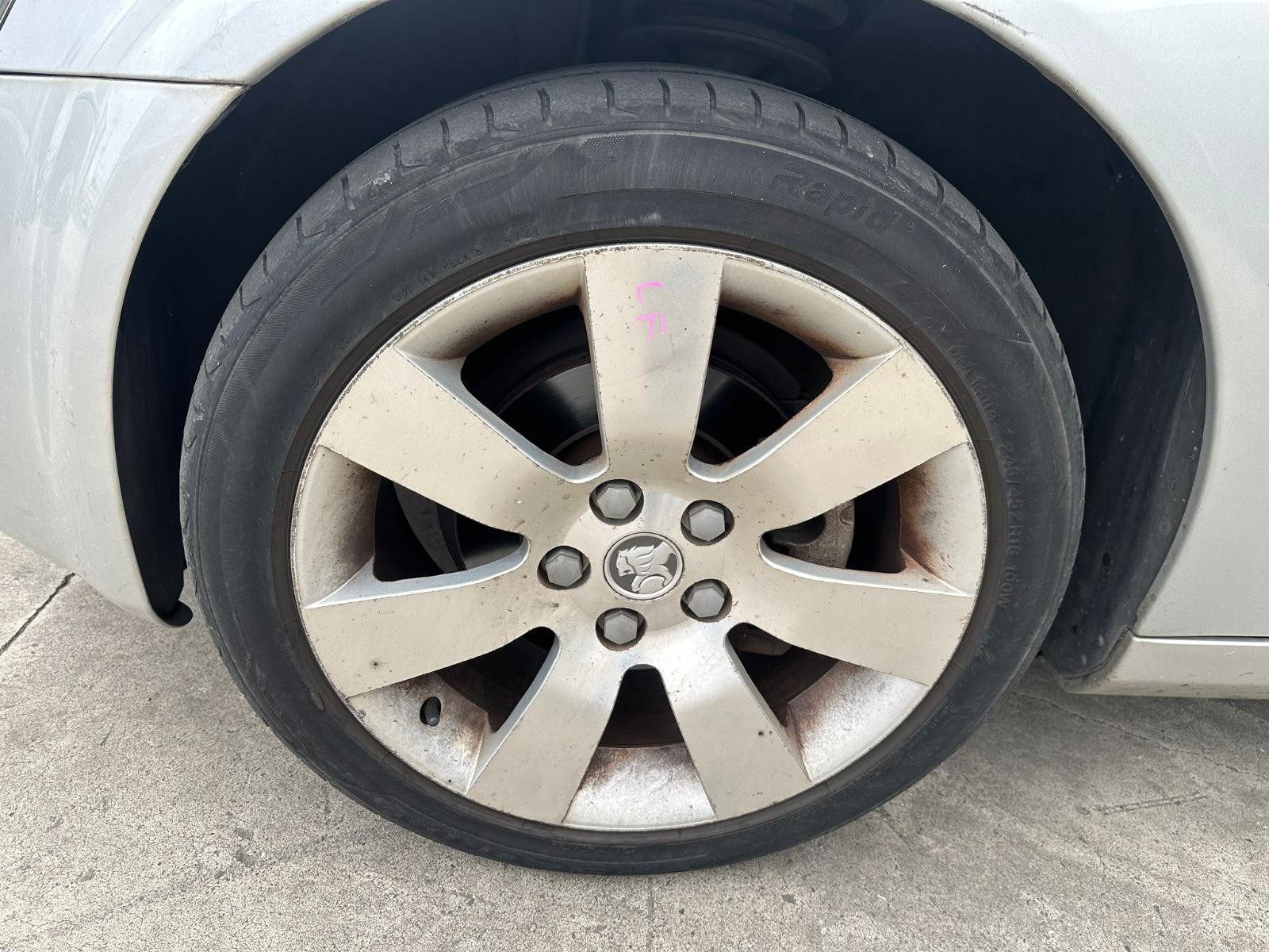HOLDEN COMMODORE VE 08/2006-05/2013 LEFT FRONT WHEEL ALLOY FACTORY 18X8.0IN