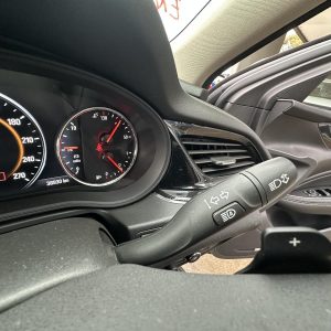 HOLDEN COMMODORE ZB 10/2017-12/2020 FLASHER SWITCH