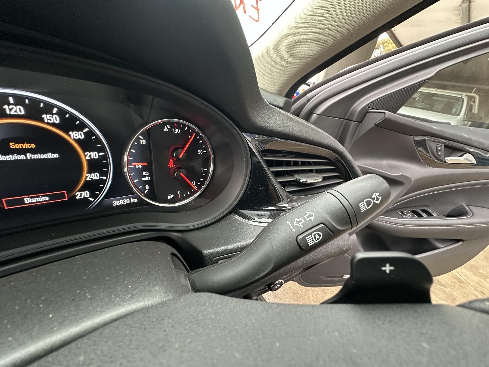 HOLDEN COMMODORE ZB 10/2017-12/2020 FLASHER SWITCH