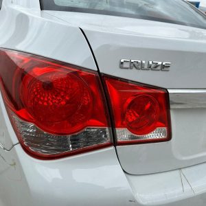 HOLDEN CRUZE 03/2009-01/2017 SEDAN REAR GARNISH BOOTLID LAMP LEFT HAND SIDE