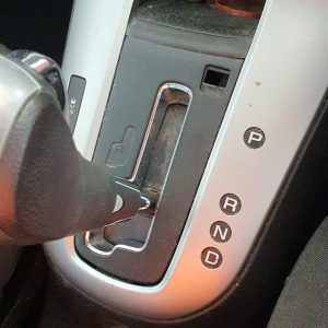 HOLDEN CRUZE 05/2009-02/2011 SEDAN GEAR STICK/SHIFTER AUTOMATIC T/M, JG