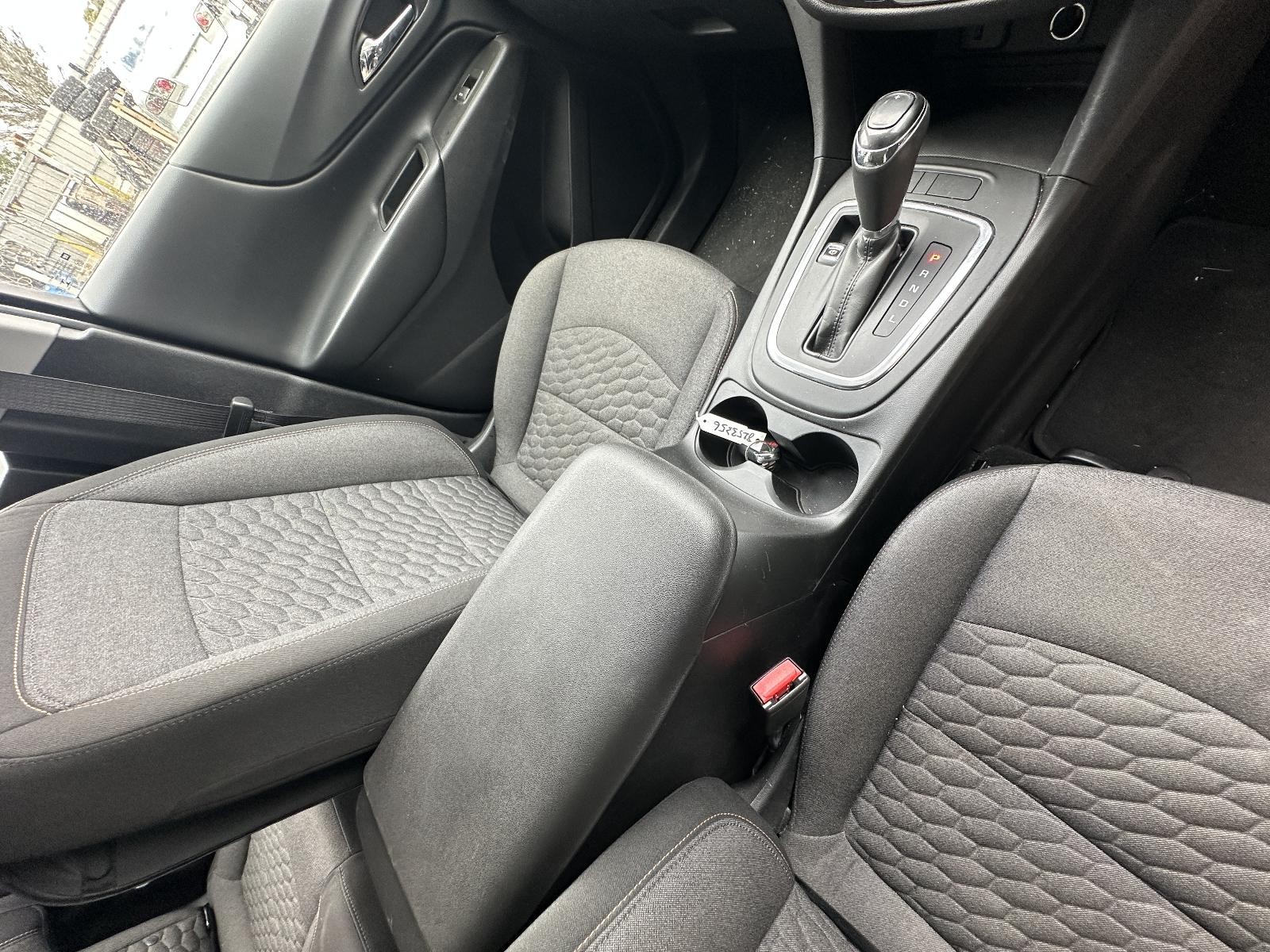 HOLDEN EQUINOX EQ 09/2017-12/2020 CONSOLE ASSEMBLY AUTOMATIC T/M TYPE