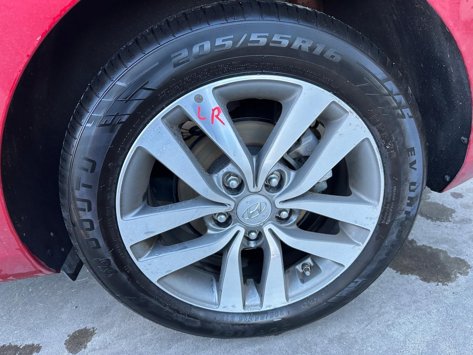 HYUNDAI I30 PD 03/2017-12/2023 LEFT REAR WHEEL ALLOY FACTORY 16X6.5IN