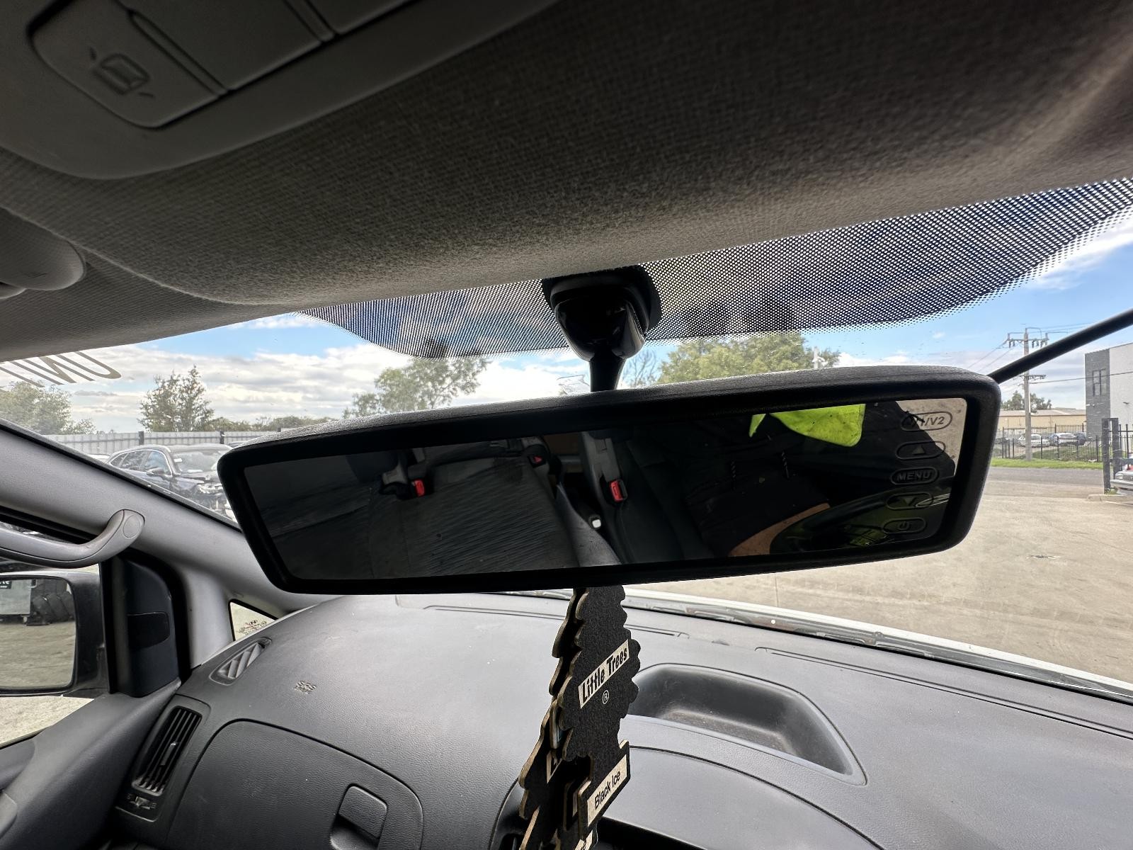 HYUNDAI ILOAD/IMAX 2007-2021 GLOVE BOX TQ, UPPER, 11/07-03/21