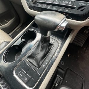 KIA CARNIVAL/GRAND CARNIVAL YP 12/2014-10/2020 GEAR SHIFTER AUTOMATIC T/M