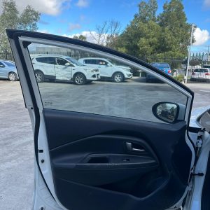 KIA RIO UB 08/2011-10/2014 LEFT FRONT DOOR TRIM 5DR HATCHBACK