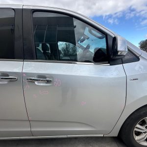 LDV G10 VAN SV7A 04/2015-08/2022 RIGHT FRONT OUTER DOOR HANDLE W/ SENSOR TYPE