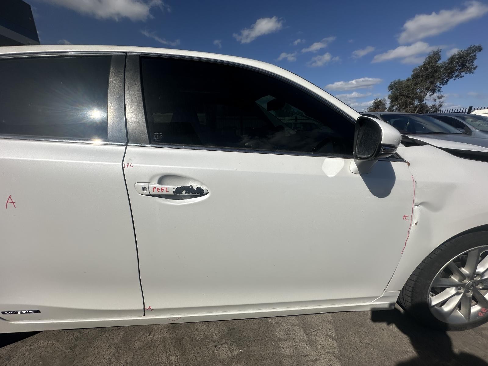 LEXUS CT200 ZWA10 03/2011-10/2022 RIGHT FRONT DOOR WINDOW
