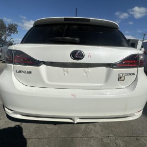 LEXUS CT200 ZWA10 12/2010-02/2014 REAR BUMPER BAR NON PARK SENSOR TYPE