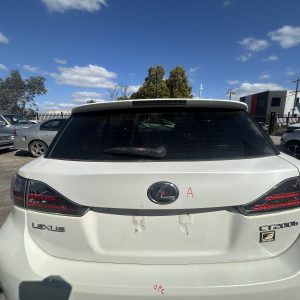 LEXUS CT200 ZWA10 12/2010-2020 TAILGATE WITH REVERSE CAMERA TYPE