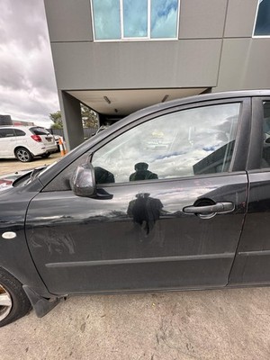 MAZDA 3 BK 10/2003-04/2009 LEFT FRONT DOOR WINDOW SEDAN 4DR/5DR