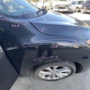 MAZDA 3 BL 04/2009-10/2013 RIGHT GUARD WITH SKIRT TYPE WITHOUT REPEATER