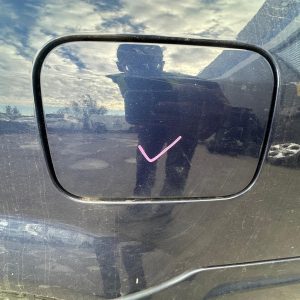 MAZDA 323 BJ 09/1998-12/2003 FUEL DOOR / FILLER