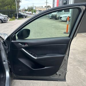 MAZDA CX5 KE 02/2012-12/2016 RIGHT FRONT DOOR TRIM LEATHER
