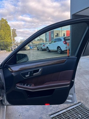 MERCEDES E CLASS W212 07/2009-05/2016 RIGHT FRONT DOOR TRIM SEDAN