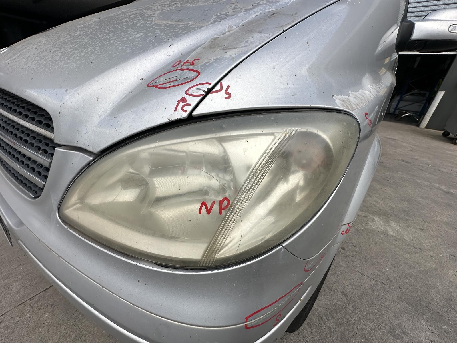 MERCEDES VIANO 639 07/2005-02/2011 LEFT HEADLAMP A6398200361