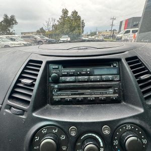 MITSUBISHI GRANDIS BA 06/2004-03/2010 STEREO/HEAD UNIT