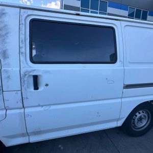 MITSUBISHI L300 SJ-SK 09/1999-12/2013 LEFT REAR DOOR WINDOW FIXED TYPE