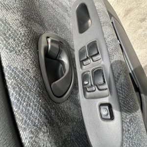 MITSUBISHI LANCER CE 07/1996-08/2003 RIGHT FRONT MASTER SWITCH SEDAN MR194823