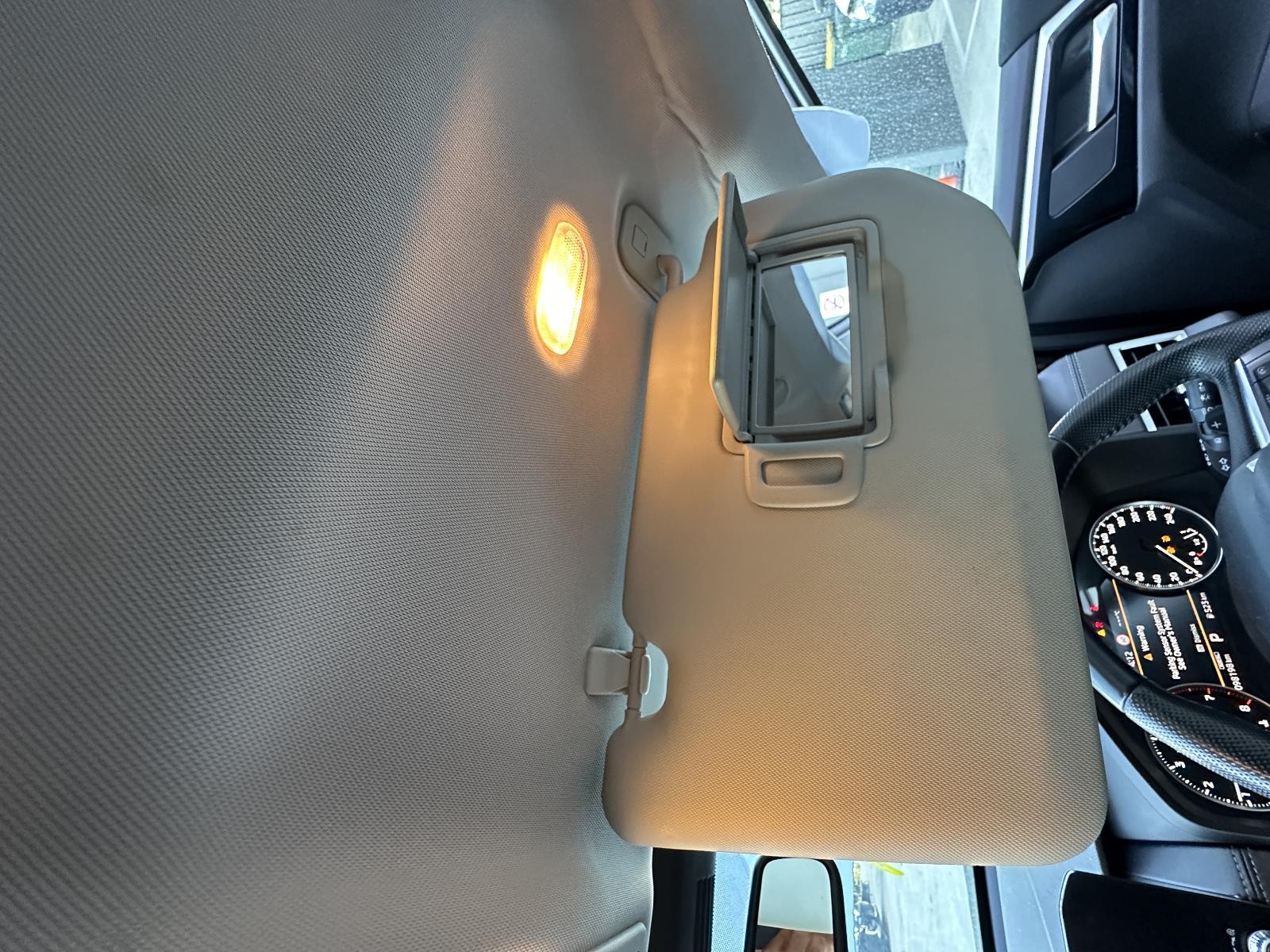 MITSUBISHI OUTLANDER ZM 08/2021-2026 RIGHT SIDE SUN VISOR GREY