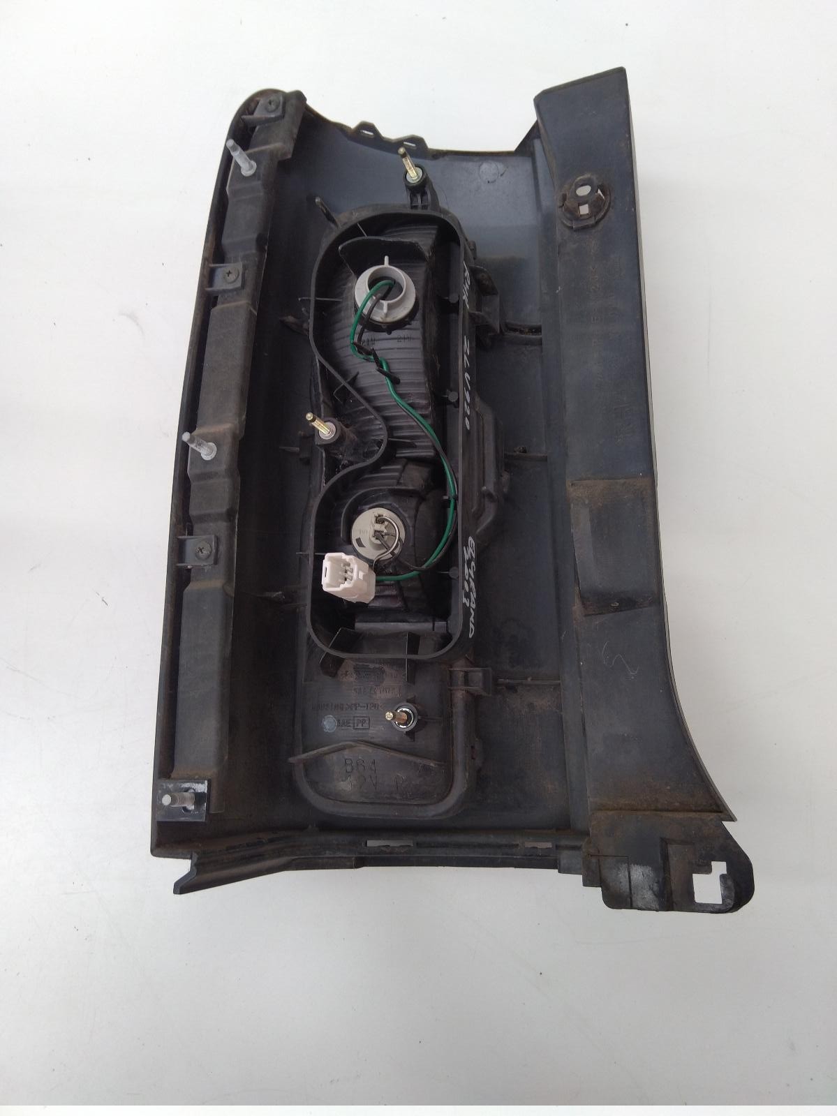NISSAN ELGRAND E51 05/2002-11/2004 LOWER RIGHT TAILLIGHT LENS 4956 26550WL026 - Image 5