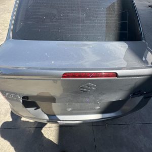 SUZUKI KIZASHI FR 12/2009-01/2017 BOOTLID SPOILERED NON REVERSE CAMERA TYPE
