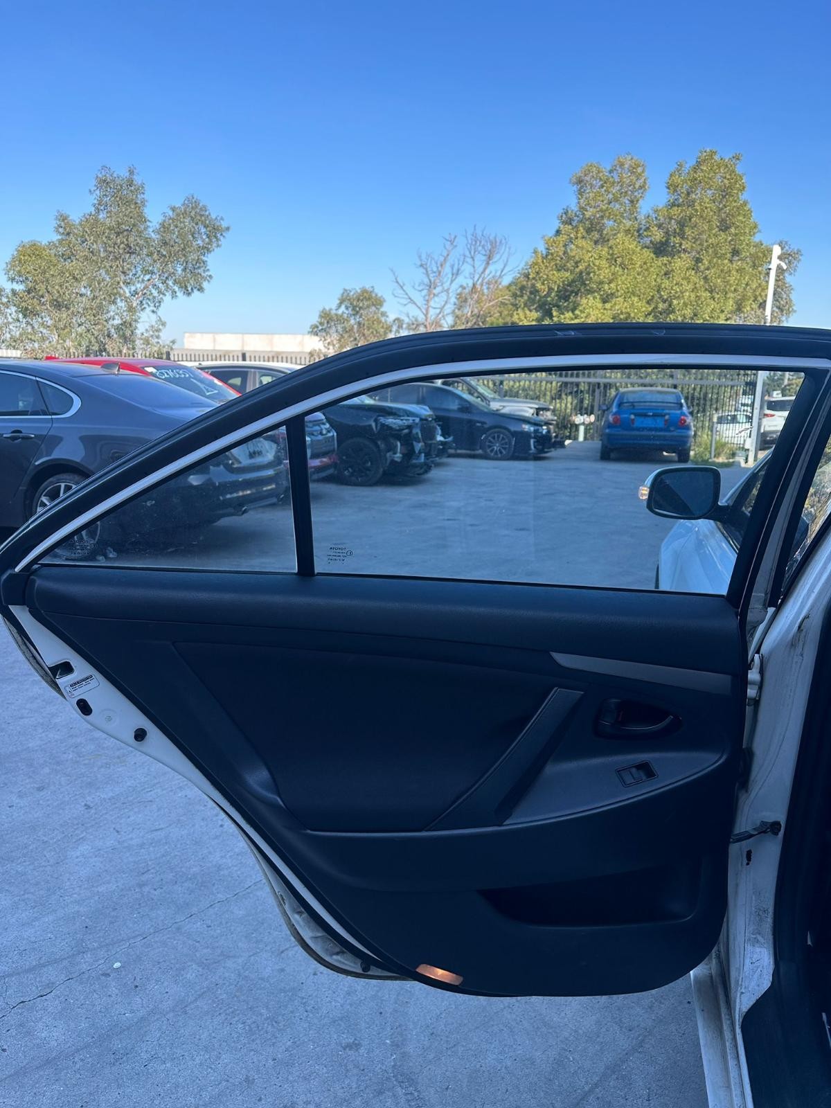 TOYOTA AURION GSV40R 10/2006-03/2012 LEFT REAR DOOR TRIM CLOTH