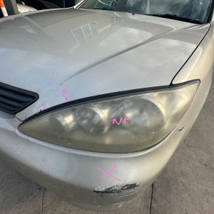 TOYOTA CAMRY SK36 09/2004-05/2006 LEFT HEADLAMP CHROME INSERT TYPE 811708Y002