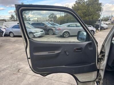 TOYOTA HIACE LH/RZH10 11/89-12/04 LEFT FRONT DOOR LOCK MECHANISM CENTRAL LOCKING - Image 12