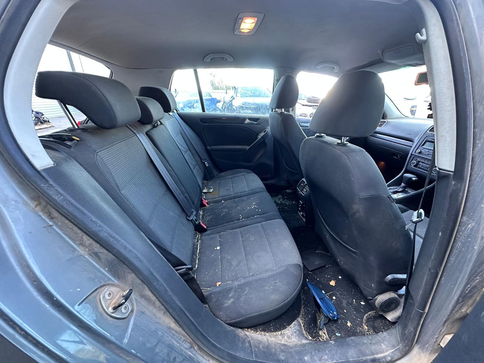 VOLKSWAGEN GOLF GEN 6 10/2008-03/2013 LEFT SIDE REAR GARNISH TAILGATE LAMP - Image 9