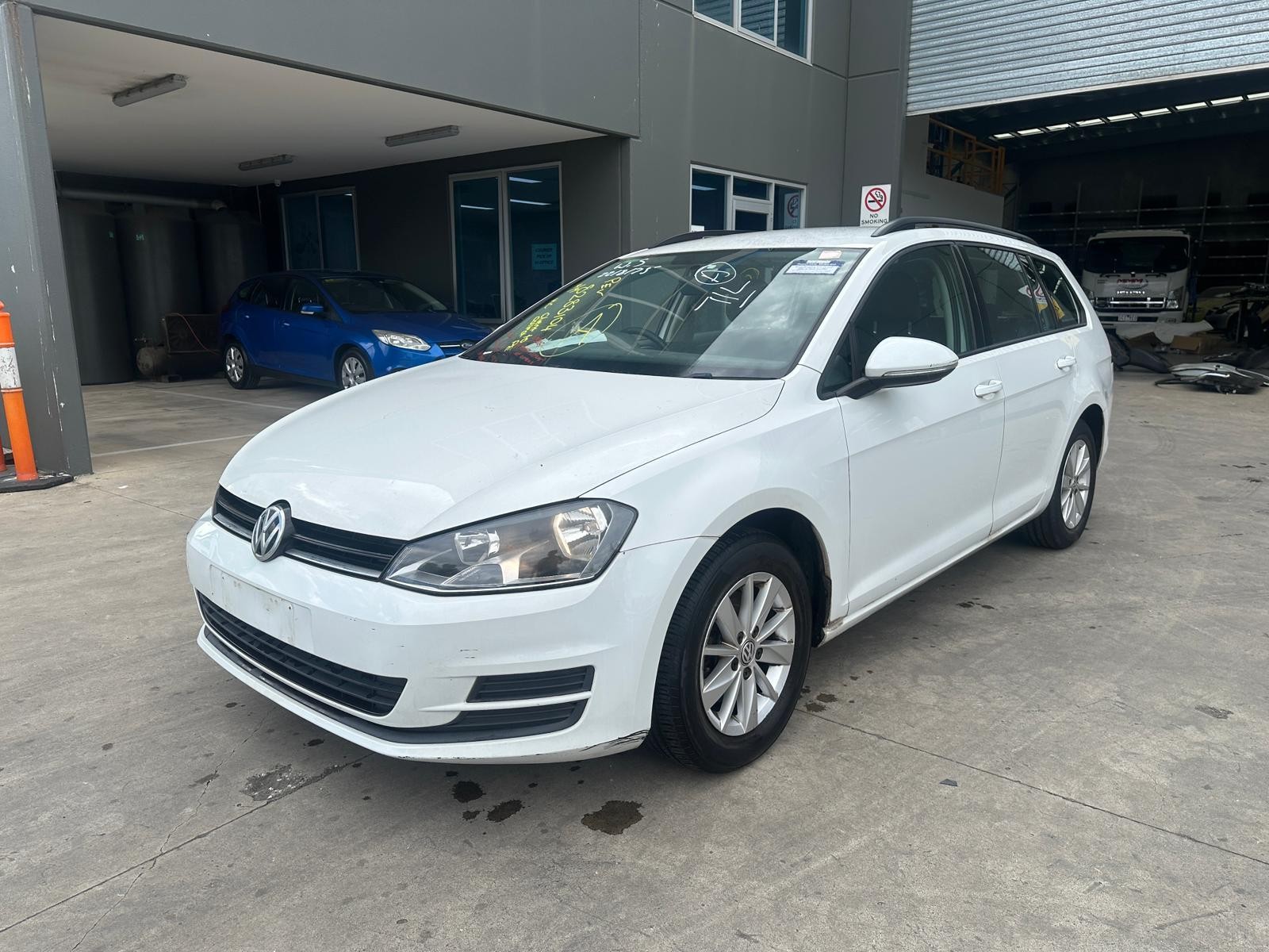 VOLKSWAGEN GOLF GEN 7 11/2012-08/2020 BONNET - Image 4