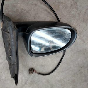 VOLKSWAGEN GOLF LEFT DOOR MIRROR GEN 5, HATCH, COLOUR CODED, 07/04-02/09 04 05 0