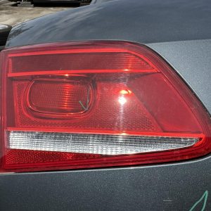 VOLKSWAGEN PASSAT 3C/MK6 B7 09/2010-05/2015 LEFT SIDE REAR GARNISH BOOTLID LAMP