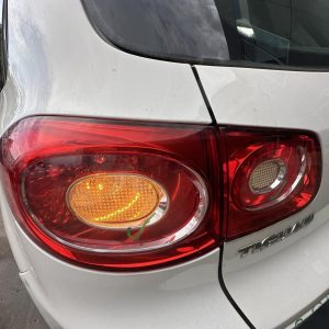 VOLKSWAGEN TIGUAN 5N 05/2008-06/2011 LEFT SIDE REAR GARNISH TAILGATE LAMP