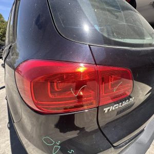 VOLKSWAGEN TIGUAN 5N 07/2011-2016 LEFT TAILLIGHT P/N 5N0945095Q