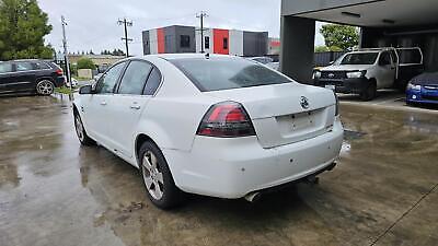 HOLDEN COMMODORE VE S1-S2 08/2006-05/2013 LEFT FRONT SEAT LEATHER ONYX - Image 4