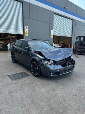 AUDI A3 8P 03/07-04/13 STEERING WHEEL LEATHER BLACK A3 WITH AUDIO & CRUISE TYPE