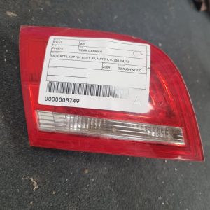 AUDI A3 REAR GARNISH TAILGATE LAMP (LH SIDE), 8P, HATCH, 07/08-04/13 08 09 10 11