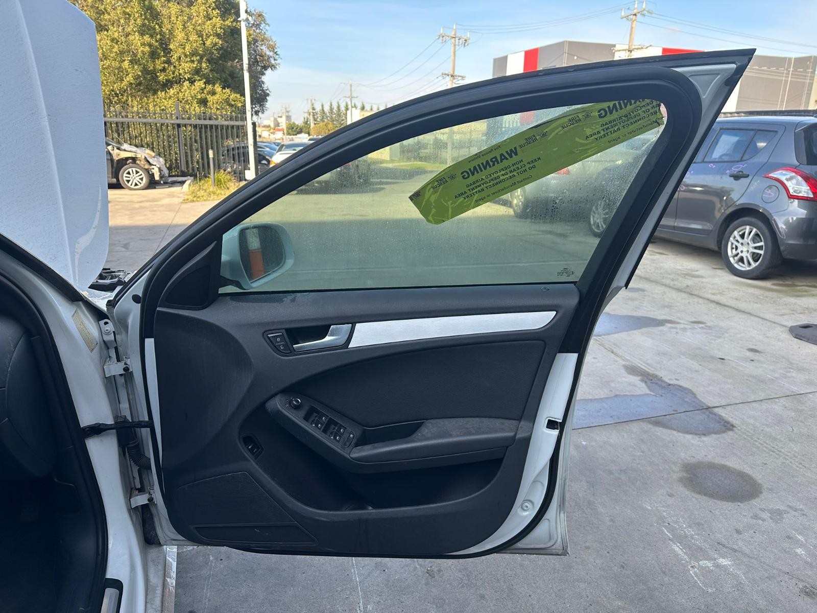 AUDI A4 B8 8K 02/2008-06/2012 RIGHT FRONT DOOR TRIM LEATHER SEDAN