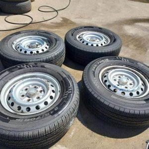 FOR SALE 4 X MITSUBISHI TRITON 09 WHEELS & ANNAITE 245/70 R16 TYRES