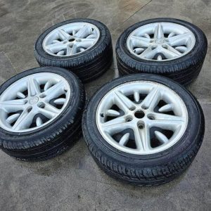 FOR SALE 4 x 2000 HOLDEN VT SS WHEELS & AUSTONE 235/45R17 TYRES