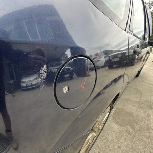 FORD FOCUS LR 01/2001-06/2005 FUEL DOOR