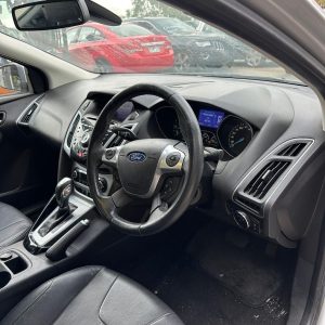 FORD FOCUS LW 05/2011-08/2015 STEERING WHEEL LEATHER