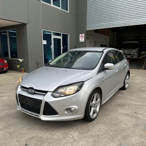 FORD FOCUS LW 08/2011-08/2015 FRONT MAP LIGHTS WITH SUNGLASS HOLDER GREY
