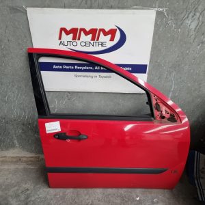 FORD FOCUS RIGHT FRONT DOOR LR, SEDAN/HATCH, 01/01-06/05 01 02 03 04 05